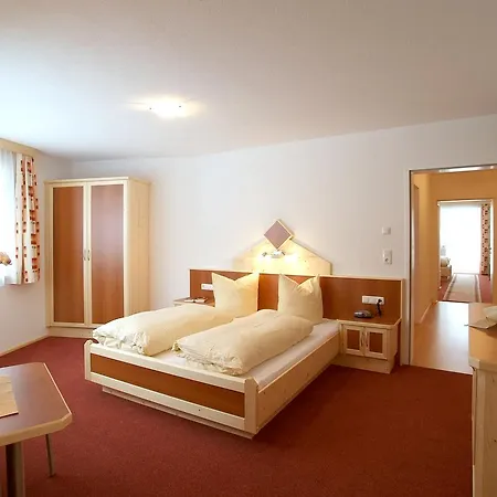 Apartment La Montagnia