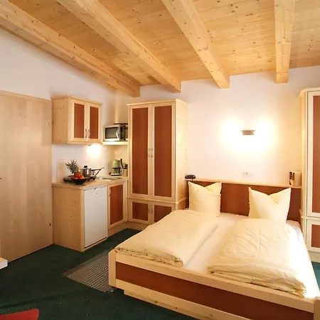 La Montagnia