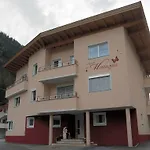 La Montagnia 아파트